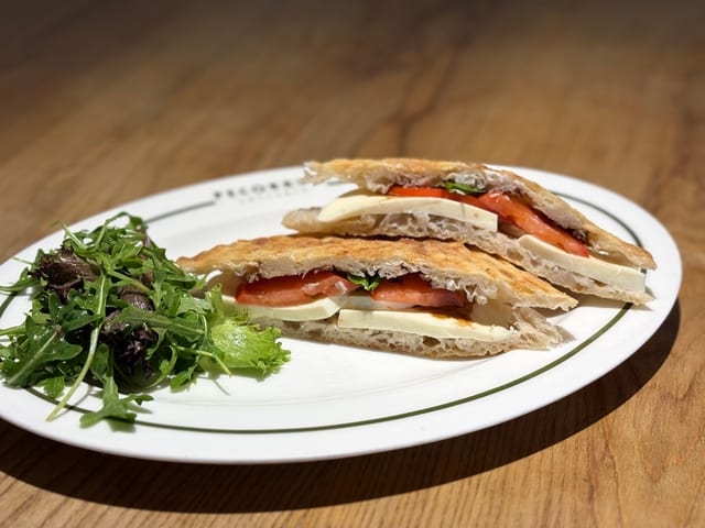 CAPRESE FOCCACIA.