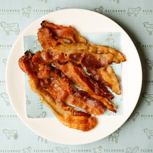 GUANCIALE CURED BACON SIDE.