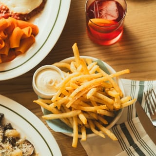TUSCAN FRIES & SALSA BIANCA